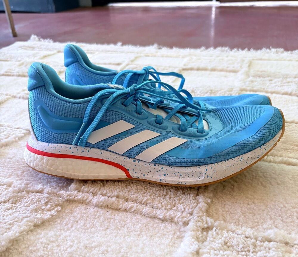 Adidas Supernova GW6197 Womens 8.5 Blue White Red Speckle Running Shoe AS-IS